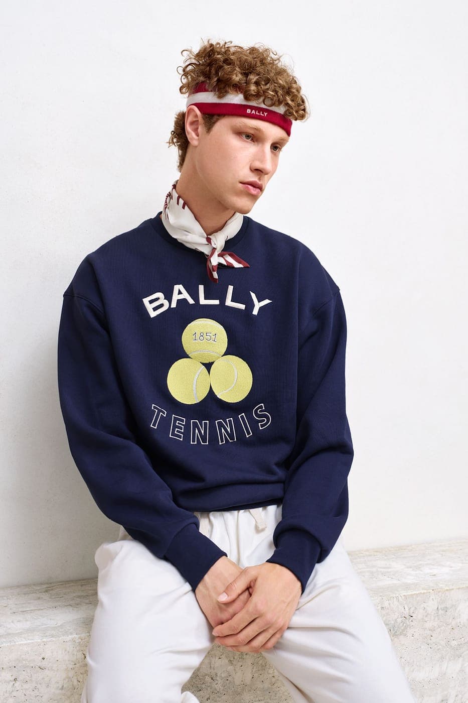 Bally, tenisový svetr s logem